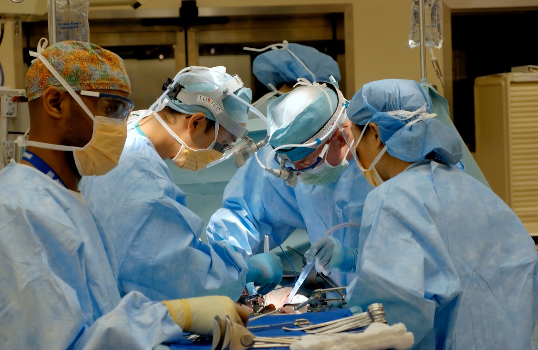 Profissionais de saúde — equipe técnica da JYAS Implantes